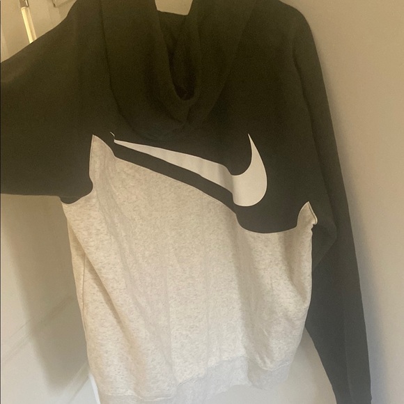 Nike Men's green and Gray Sweater - Picture 4 of 4